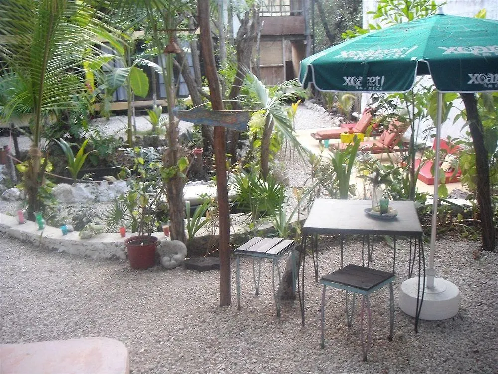 Bed and Breakfast Tunich Tulum 2*,  Mexiko