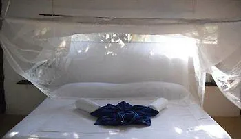 Tunich Bed and Breakfast Τουλούμ 2*,